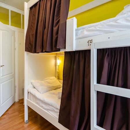 Sun City Hostelキエフ エクステリア 写真